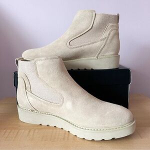 Naturalizer Women's ANNALEIGH PORCELAIN, Ivory Chelsea Boots Size 8,5 M NEW BOX